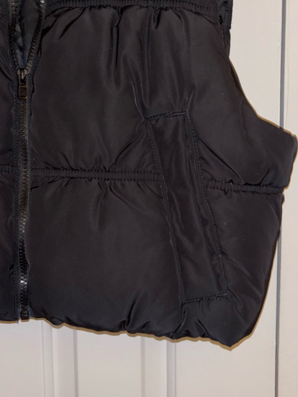 H&M Cropped Vest - Picture 3 of 10